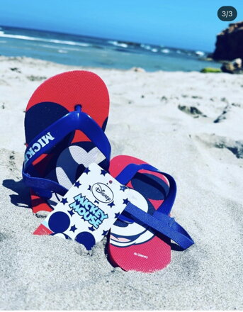 Detské žabky Flip Flop s gumičkou na päte - MICKEY